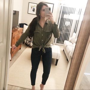 Aerie collared green button down. Size Small